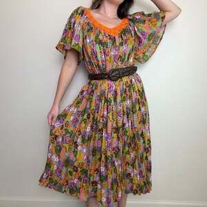 Vintage Groovy Floral Midi Dress